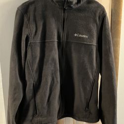 Men’s Medium Columbia Fleece Jacket