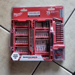 Milwaukee 75pcs Set Impact Driver Set
