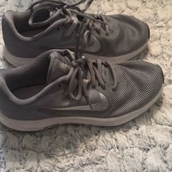 Women’s Nike Shoes 