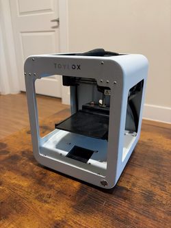 Toybox 3D Printer + Filament – Works Great