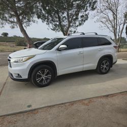 2016 Toyota Highlander