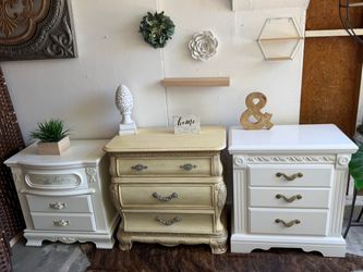 Nightstand   Echa $37 all the drawers work good