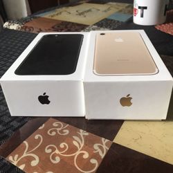 IPhone 7 Intact Boxes
