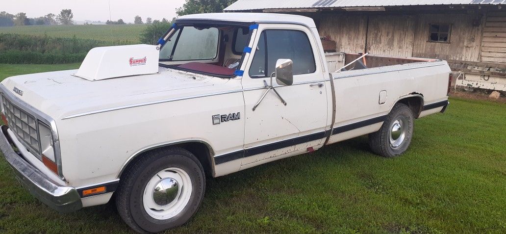 1983 Dodge D-Series