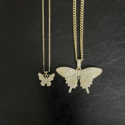 Gold Plated Butterfly 🦋 Pendant With Chain.(large $30 Each)(small ($8 Each)