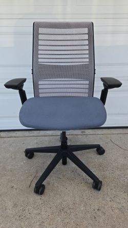 Steelcase Think Chair V2