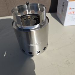 Solo camping stove
