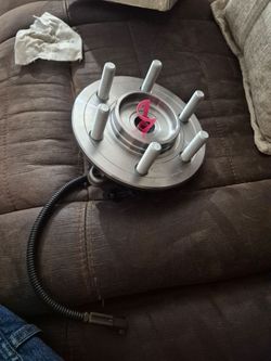 Hub wheel assembly