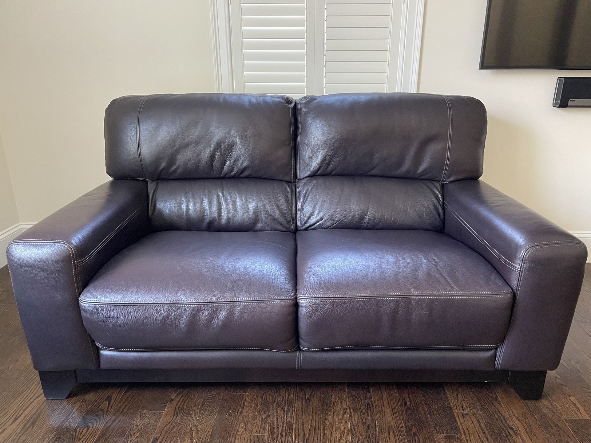 Genuine Leather Sofa Set