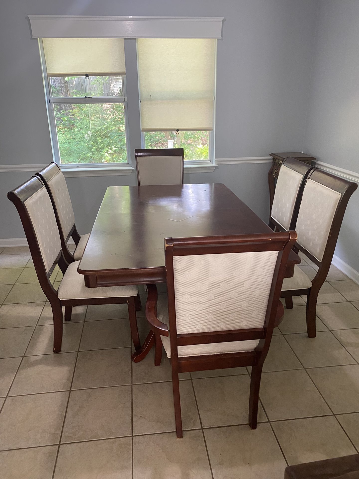 Dinning Room Table With 6 Chairs
