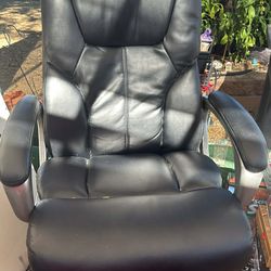 Black Office Chair