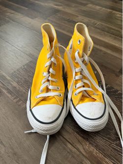 Yellow converse