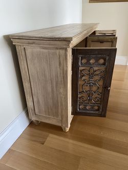 Entertainment Unit