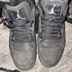 Jordan 4 Black Cats 