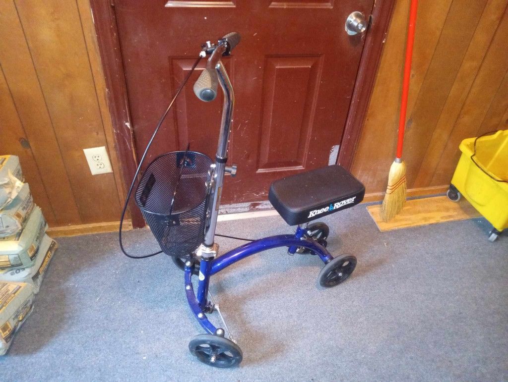 Leg Scooter Knee Rover