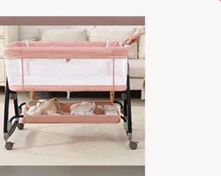 Baby Bassinet Bedside sleeper.