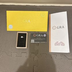 moissanite diamond ring