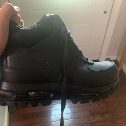 Nike ACG BOOTS