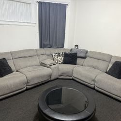 Like New Ashley’s Reclining Sectional 