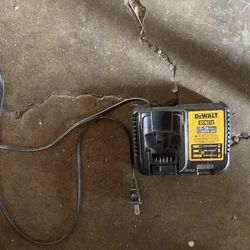 dewalt battery charger