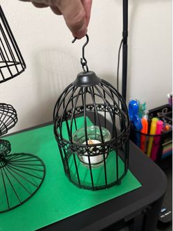 Hanging candle holder