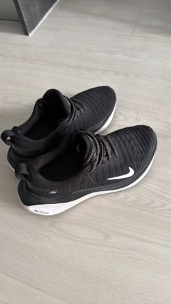 Nile Running Shoes