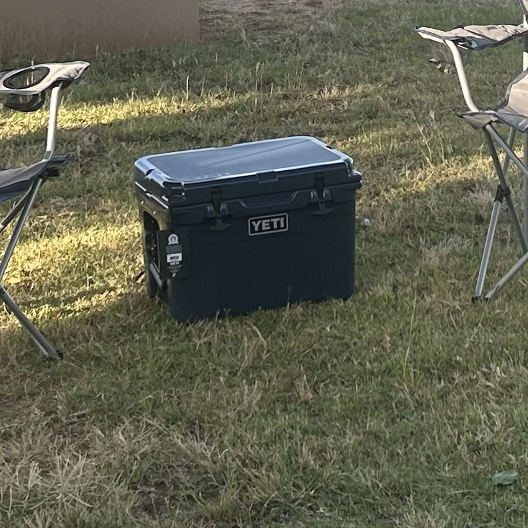 Yeti Tundra 35 Cooler