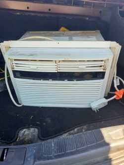 Air conditioner  8.000 btu