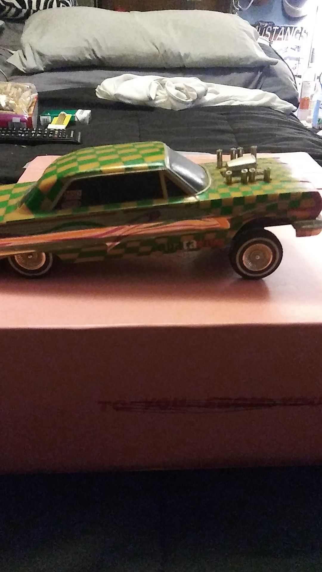 Joker remote control front and rear hydraulic lowrider car with moving