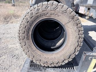 35x12.50/17 Toyo Open Country R/T