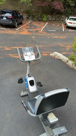 Nice recumbent exercise bike Reebok