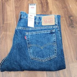 Levi's 517 in size 38x34  bootcut 