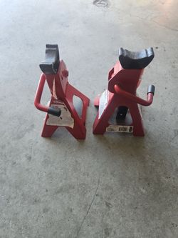 Jack stands