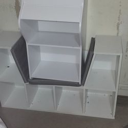 Kids book shelf with seating 