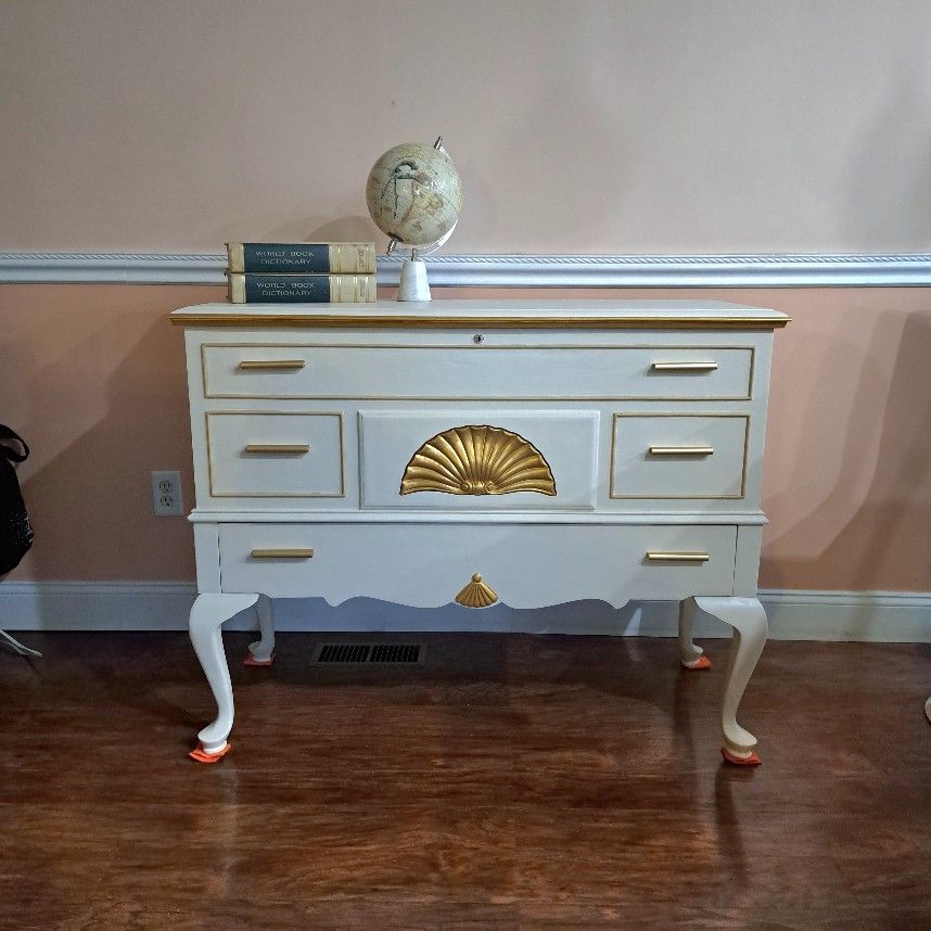Cedar Wood Chest Cabinet Or Buffet Storage