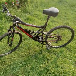 26 Inch Hyper Mountain Bike