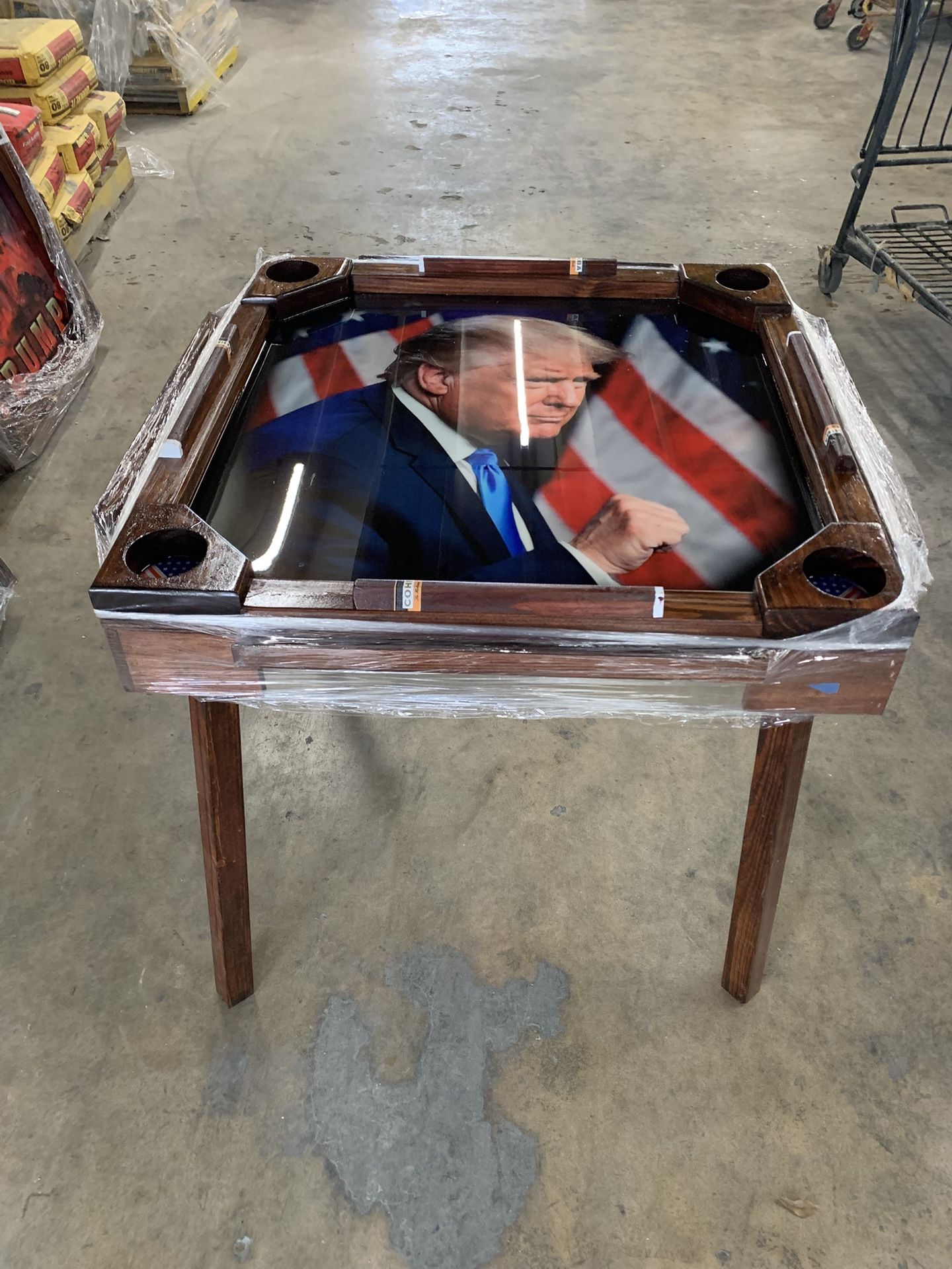 Dominos Table