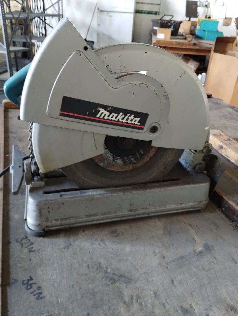 Makita Saw