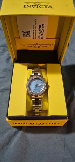 Woman's Invicta ocean voyage watch model  47660