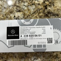 Mercedes Benz Genuine Part A 238 820 06 01 E Class Wiper Blades