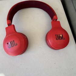 JBL BEATS HEADPHONES $15