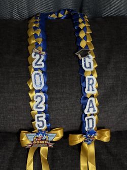 Graduation Lei Sonic