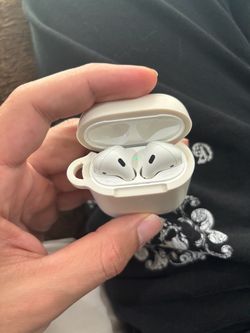 Apple AirPods 2nd Gen