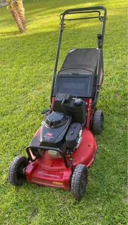 Toro Commercial Honda Motor Lawnmower