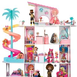 LOL Surprise Fashion Doll House Playset  .... New In Box