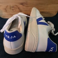 Veja V-12 White and Blue Leather Sneakers