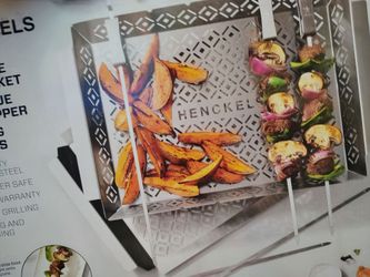 8 Pieces Henckels BBQ Basket , Topper & Skrewers