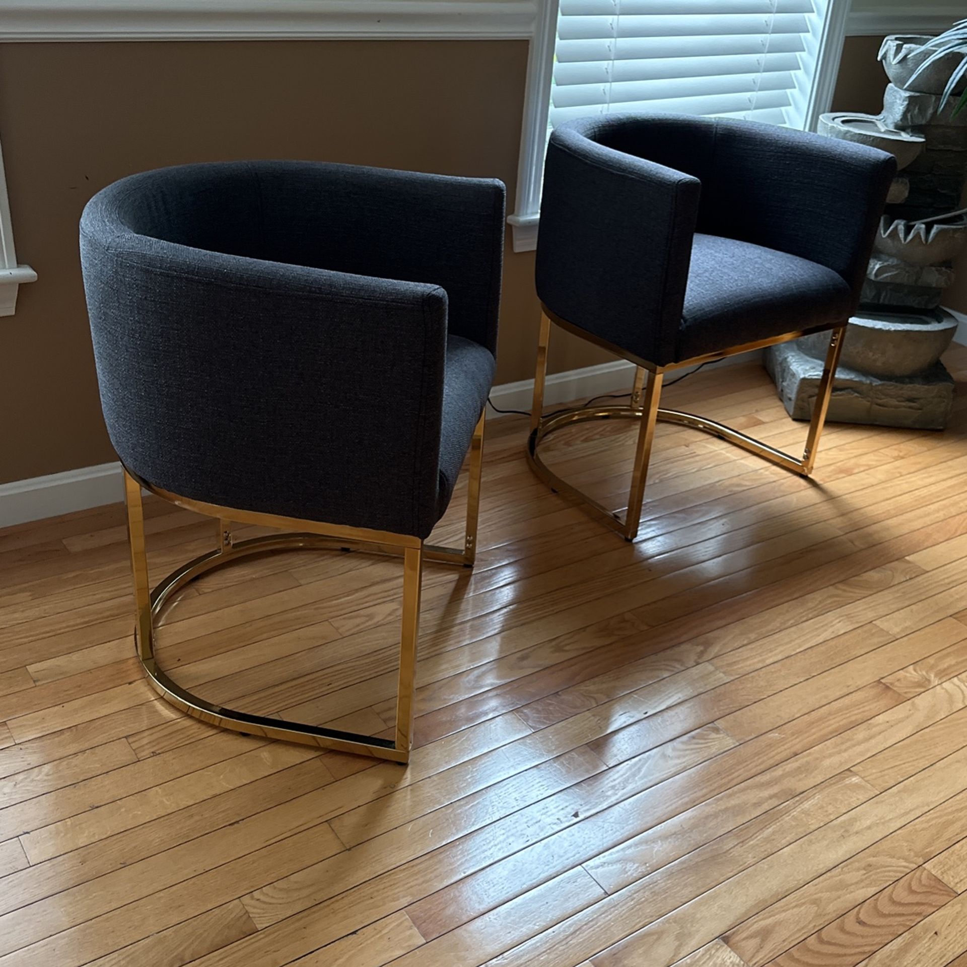 Brand New Bucket Dining Chairs 6 for Sale in Plainville, MA OfferUp