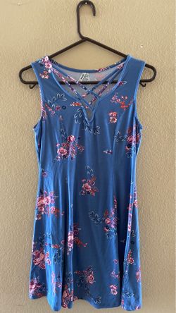 Medium short dress
