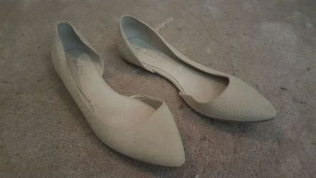 Aldo suede flats